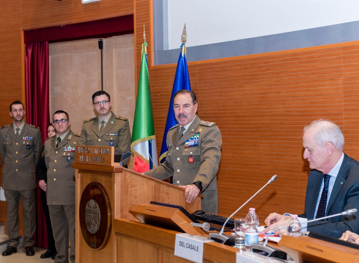 L’Esercito Italiano promuove il ricollocamento professionale
L’Esercito Italiano promuove il ricollocamento professionale