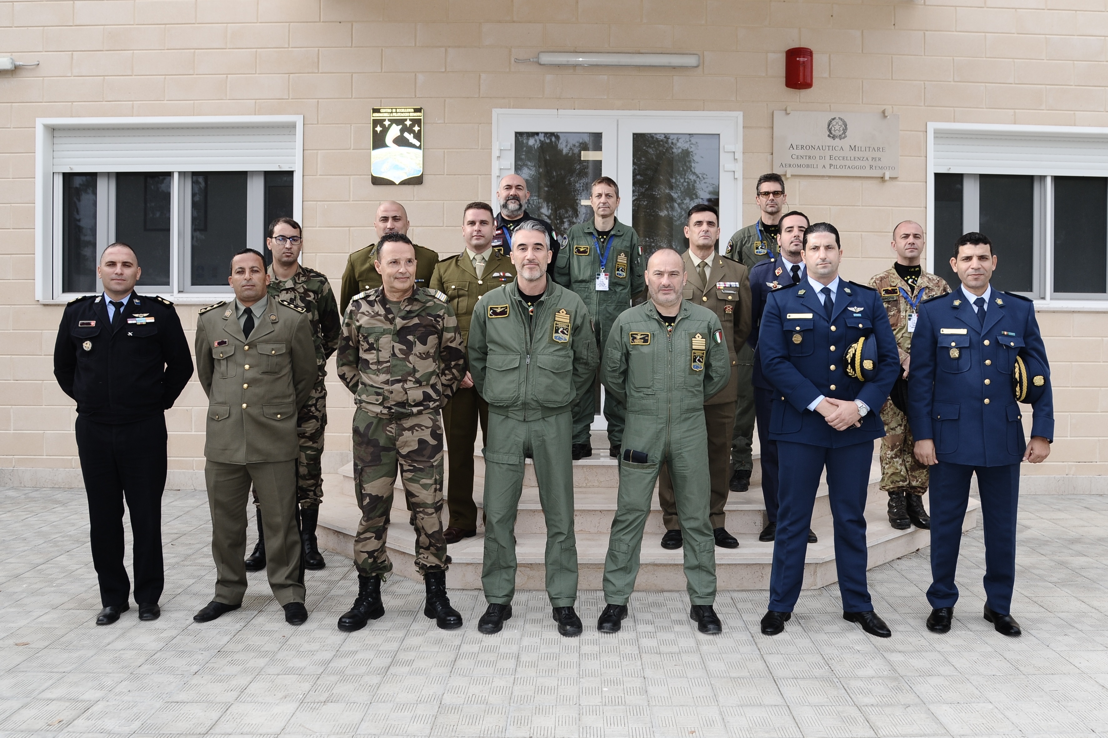 Iniziativa 5+5 Difesa: seminario internazionale ISR-RPAS ad Amendola