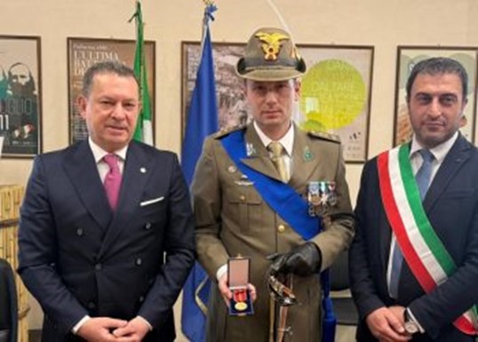 Onorificenza Ten. Col. TODISCO 
Foto Fonte Antella Sud 