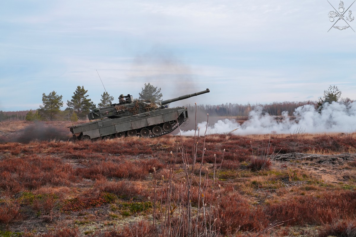 Lettonia: il contingente italiano raggiunge la Full Operational Capability nell’esercitazione “Oak Resolve 26-1”