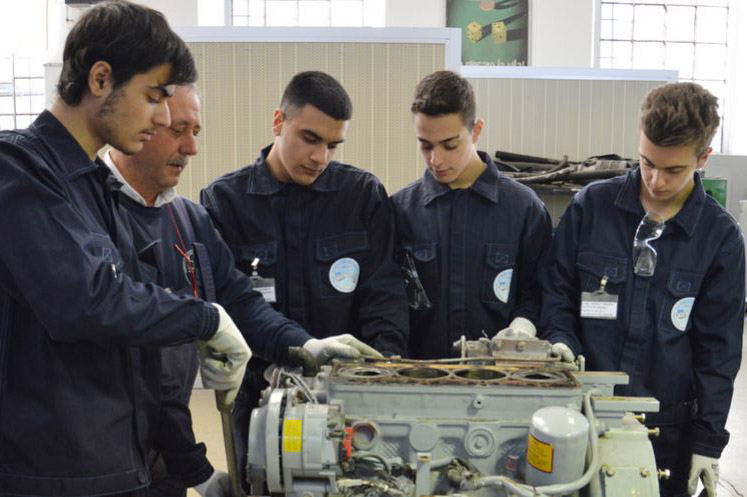Marina: Arsenale Militare Marittimo per progetto alternanza scuola-lavoro Marina: Arsenale Militare Marittimo per progetto alternanza scuola-lavoro