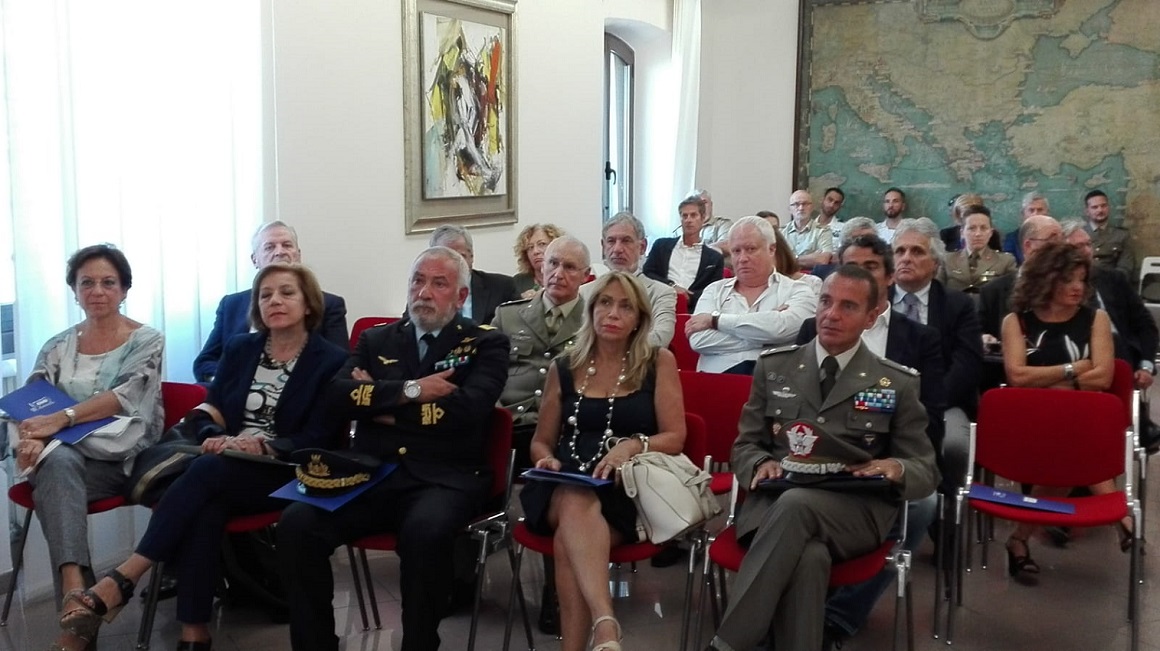 Difesa e ANAV siglano convenzione ricollocamento volontari congedati senza demerito Difesa e ANAV siglano convenzione ricollocamento volontari congedati senza demerito