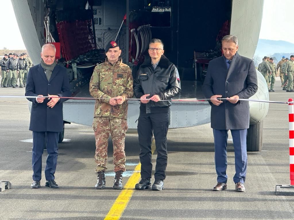Consegnato il primo velivolo C-27J alla Slovenia