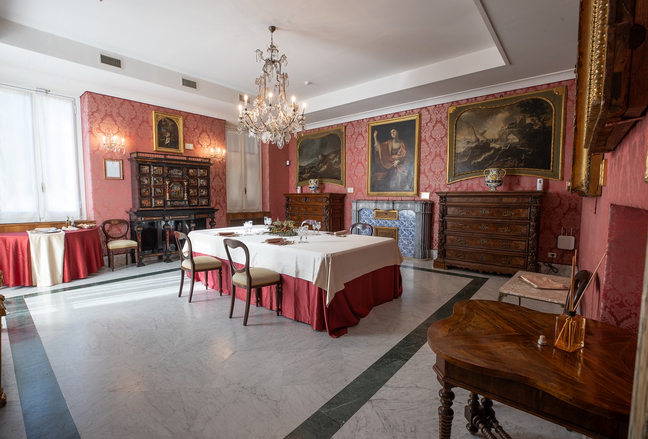 La Sala del Caminetto La Sala del Caminetto