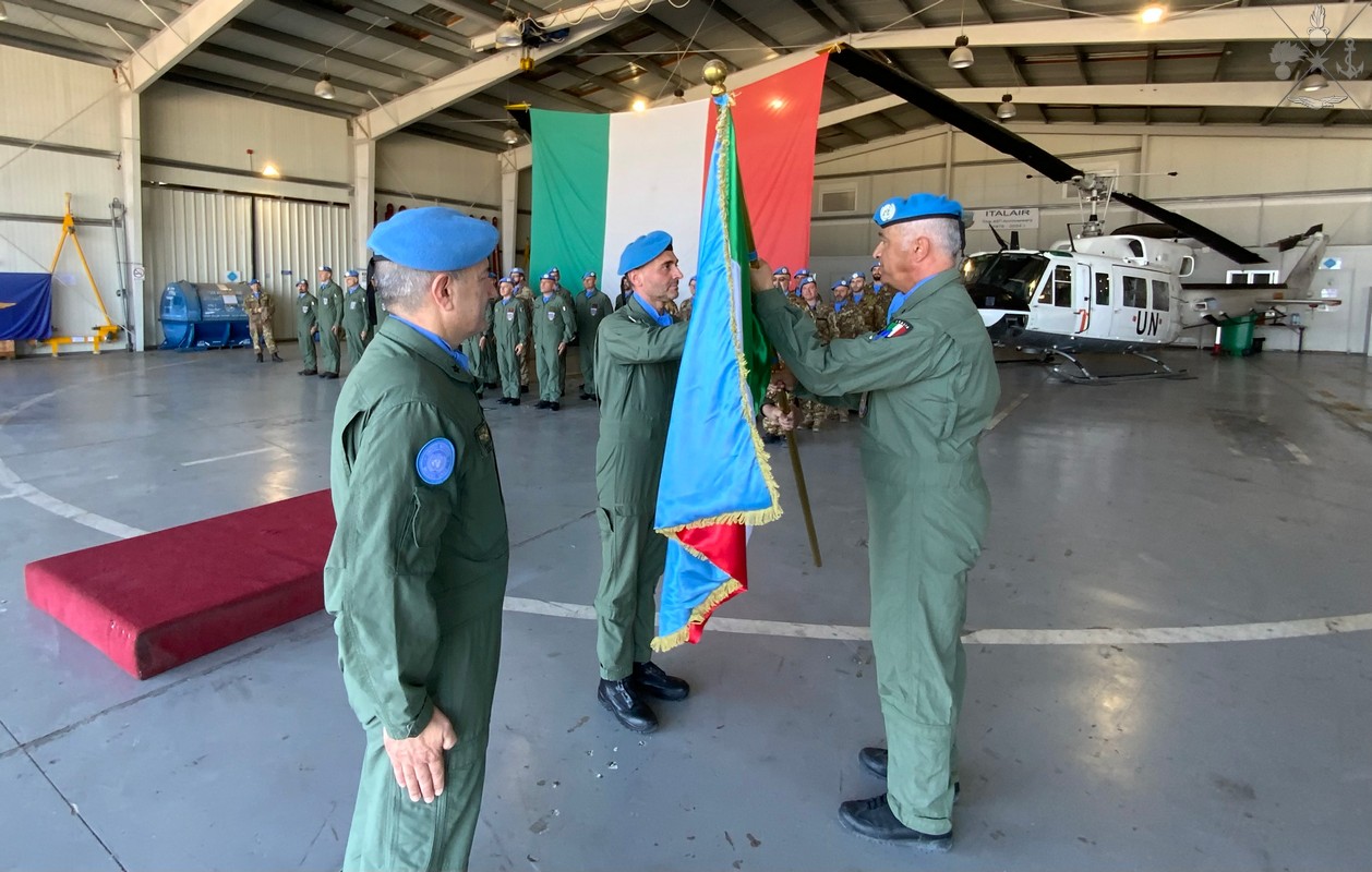 Avvicendamento del gruppo di volo italiano in Libano Avvicendamento del gruppo di volo italiano in Libano