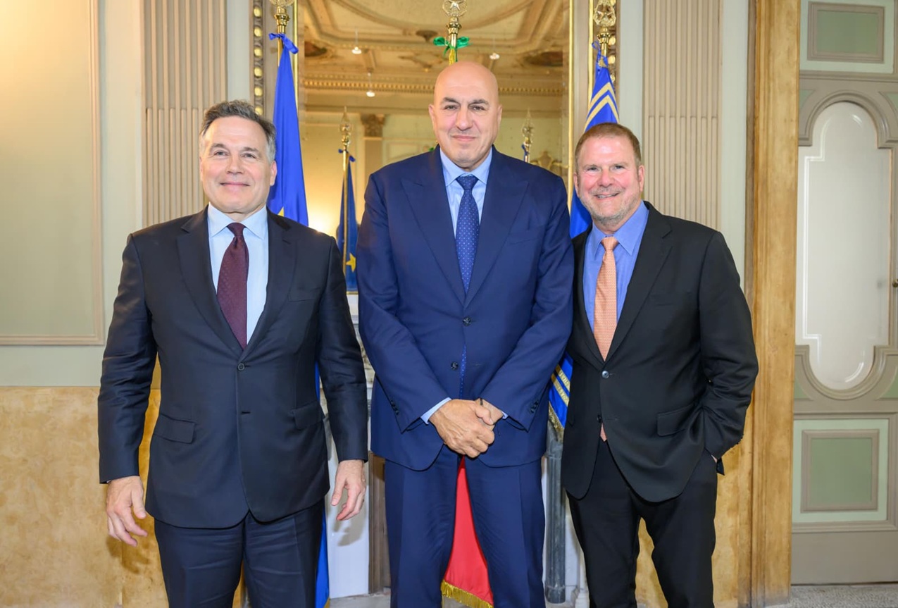 Minister Crosetto meets with U.S. Senator McCormick