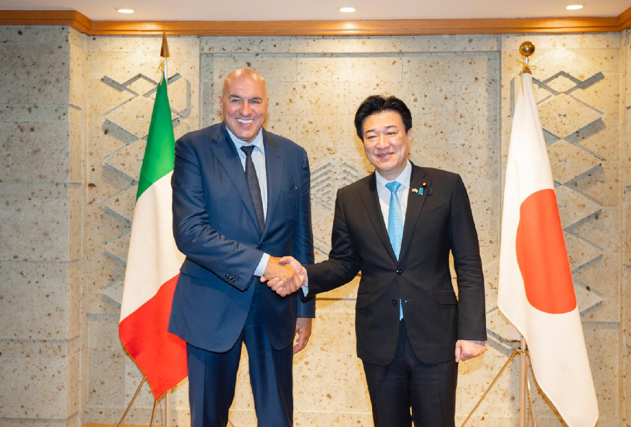 Incontro del Ministro Crosetto con il suo omologo giapponese Minoru Kihara
