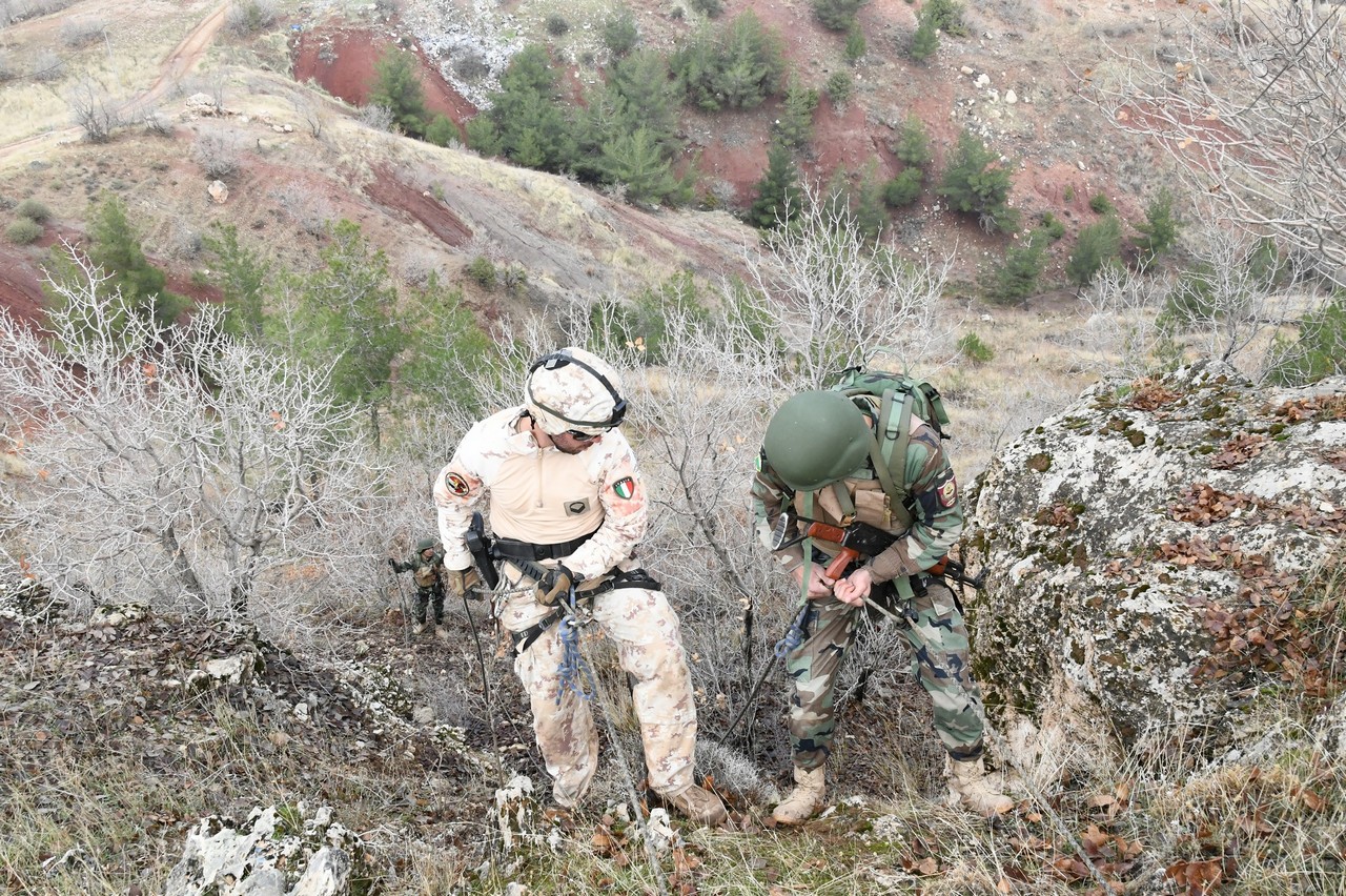 Iraq: 1° corso Mountain warfare per le Kurdistan’s Security Forces