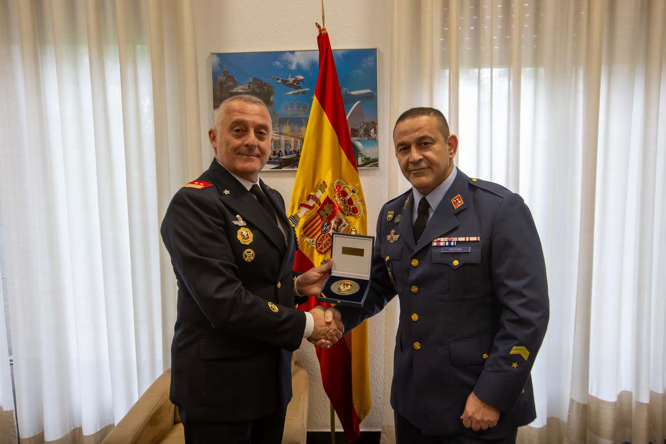 Il Sottufficiale di Corpo della Difesa incontra il Suboficial Mayor del Estado Mayor de la Defensa spagnolo