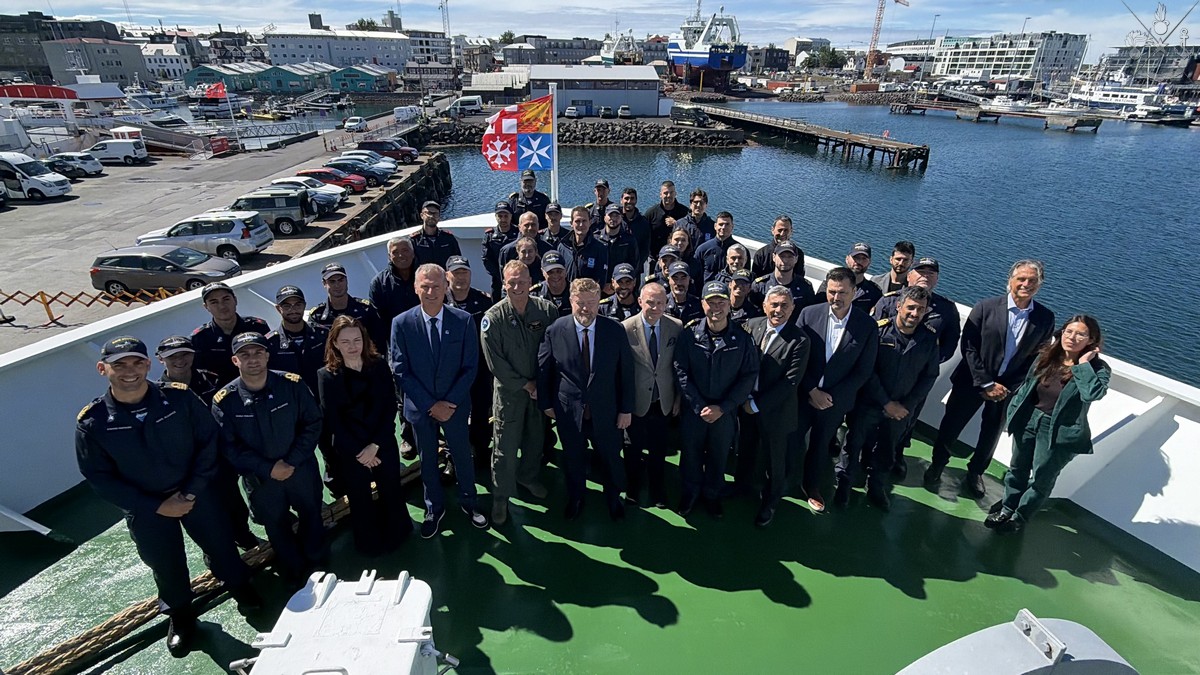Nave Alliance accoglie le Autorità islandesi e NATO in occasione dell’avvio della Task Force X-Arctic