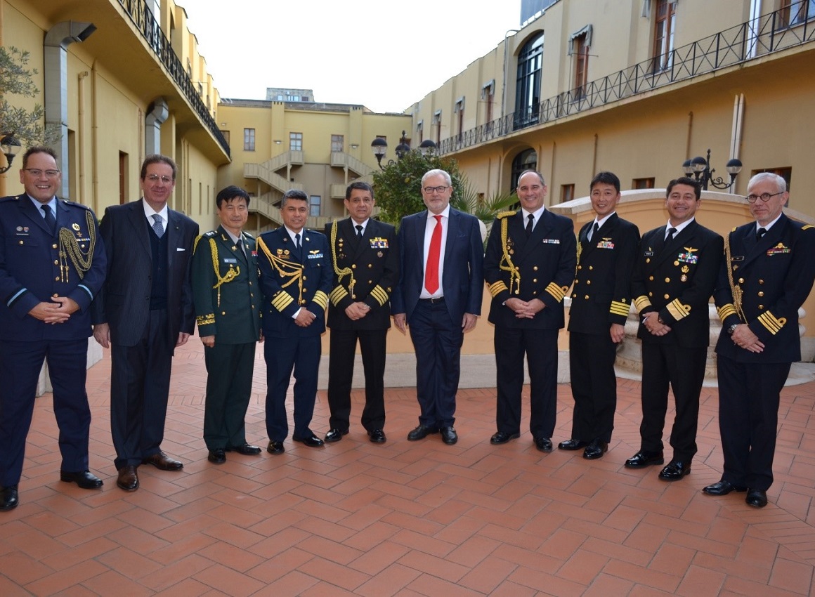 Magistratura Militare: incontro tra gli addetti militari esteri in Italia Magistratura Militare: incontro tra gli addetti militari esteri in Italia