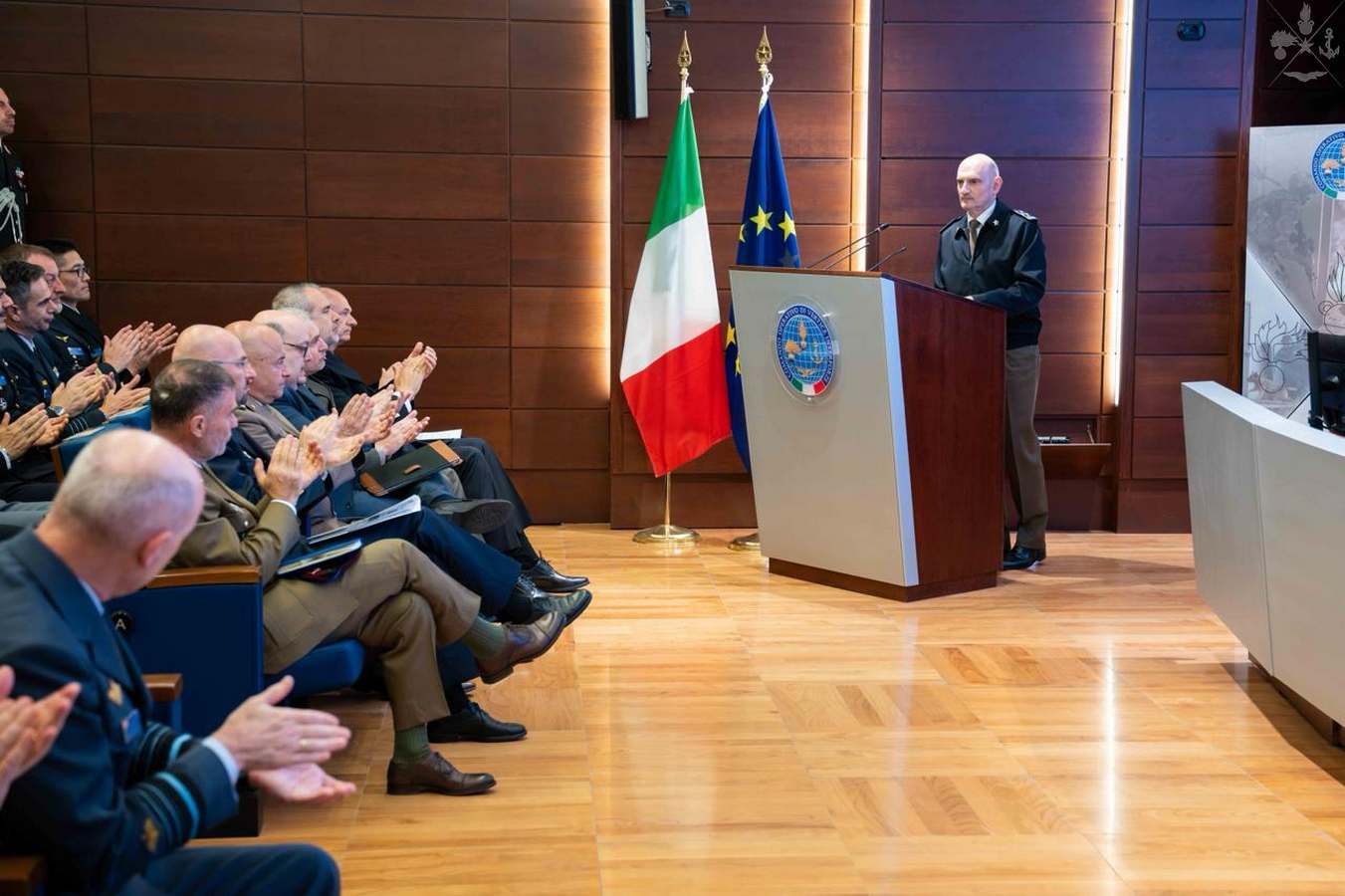 Il 148° Senior Course del NATO Defence College in visita al COVI