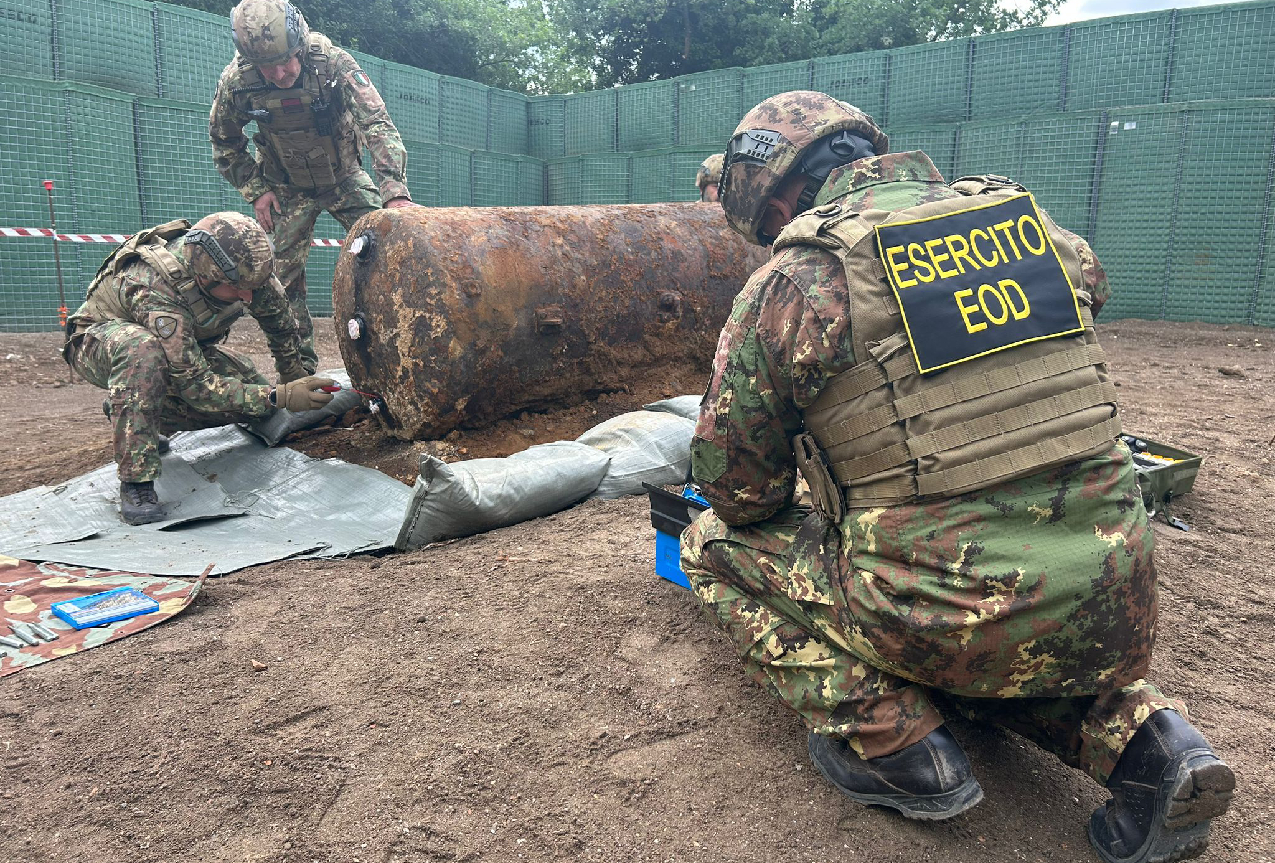 Difesa al servizio del Paese: disinnescata bomba di circa 2.000 kg risalente al secondo conflitto mondiale