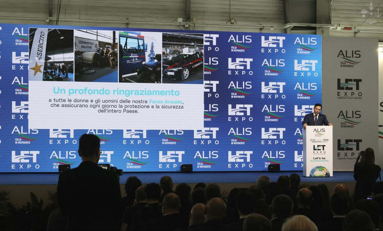 Forze Armate presenti con i propri assetti all'evento fieristico sui trasporti, logistica e sostenibilità Forze Armate presenti con i propri assetti all'evento fieristico sui trasporti, logistica e sostenibilità
