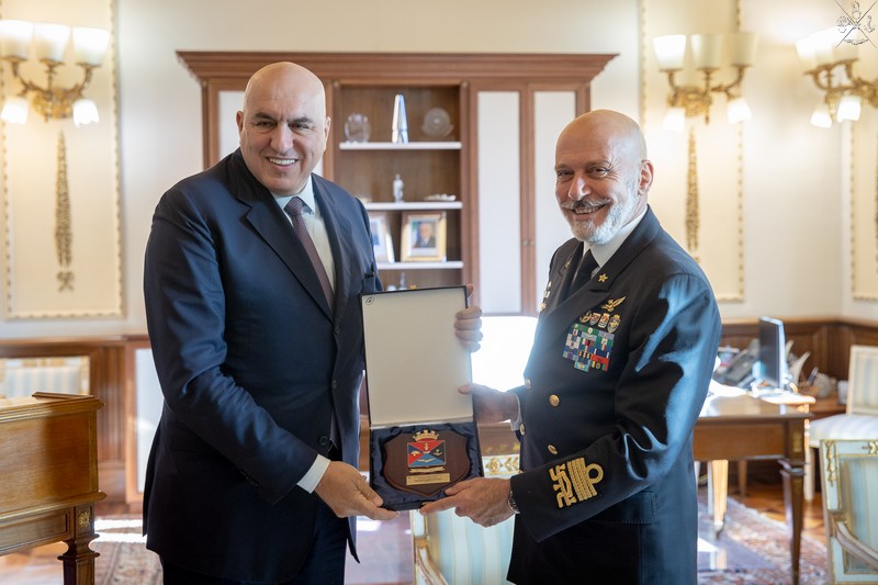 Il Ministro della Difesa Crosetto visita lo Stato Maggiore Difesa